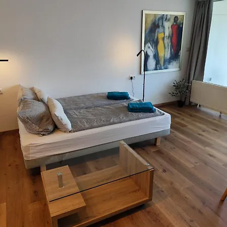 Apartment Fewos-bremerhaven - Zum Glockenturm Mit Loggia - 4 Getrennte Schlafmoeglichkeiten Geestland