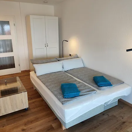 Apartment Fewos-bremerhaven - Zum Glockenturm Mit Loggia - 4 Getrennte Schlafmoeglichkeiten Geestland